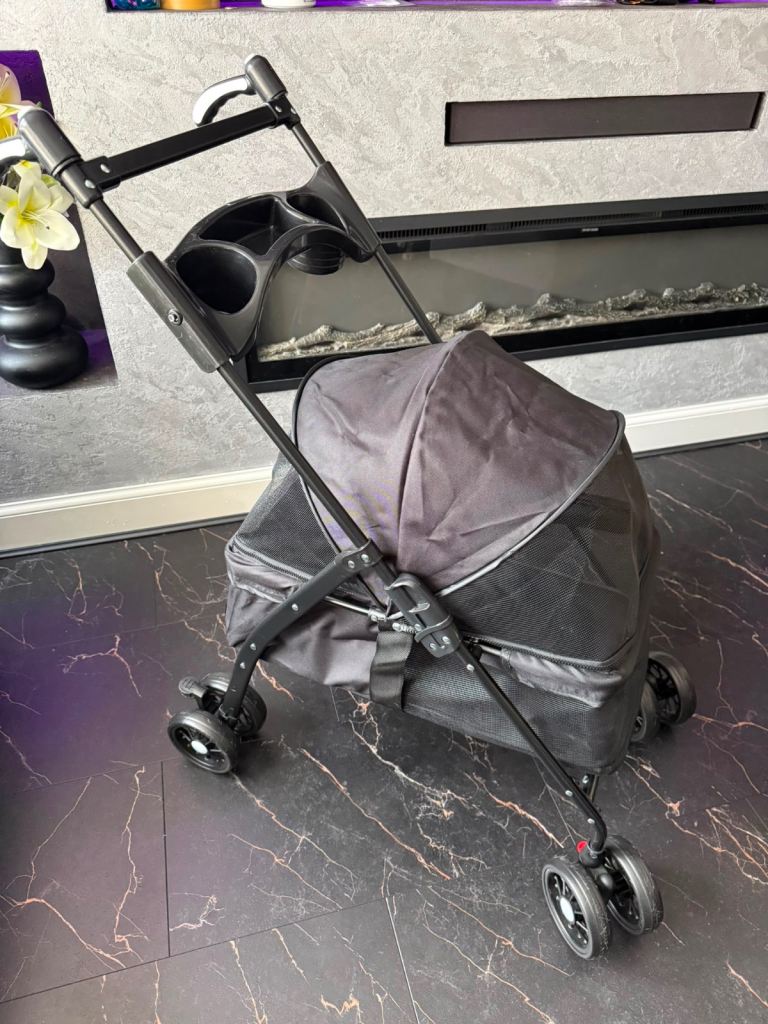 Pet Stroller / Dog Pushchair –Brand New