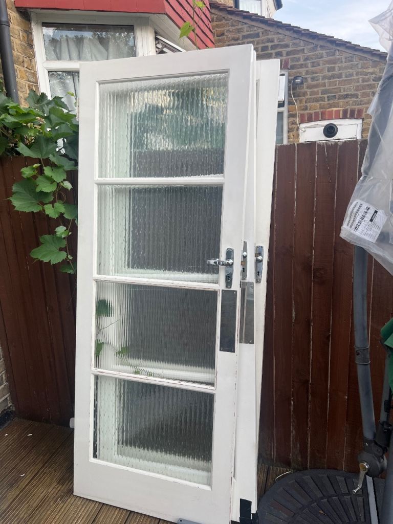 Free 3x White Doors with Ribbed Glass panels 