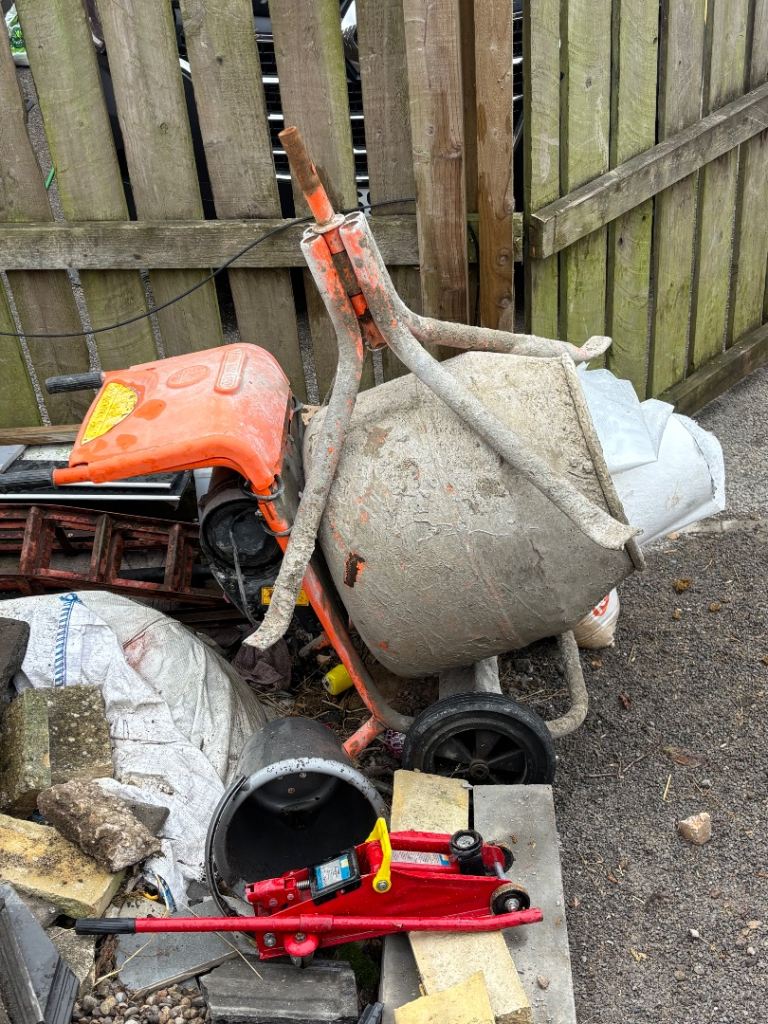 Belle 150 mixer and stand 