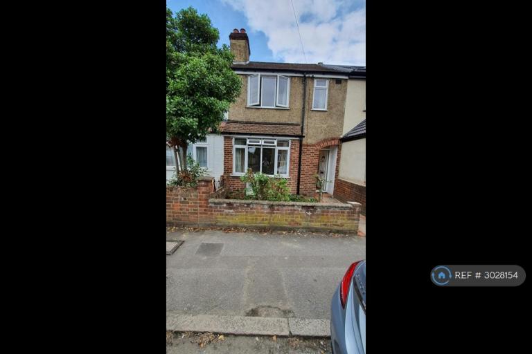 4 bedroom house in Tudor Road, Hayes, UB3 (4 bed) (#3028154)
