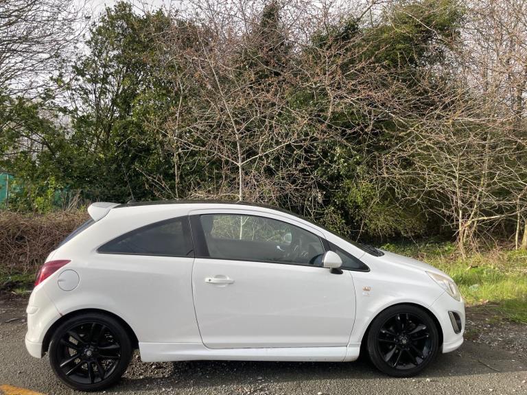 VAUXHALL CORSA 1.2 LTD EDITION 11 REG WHITE 3 DOOR 1 OWNER MOT JUNE 7TH 2026 TAX £165 LOW INSURANCE