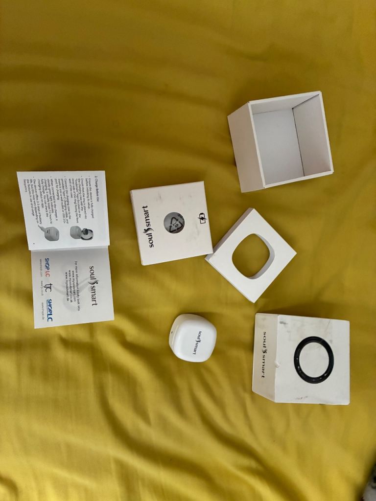 Soul Smart Ring with Charging Case and Box