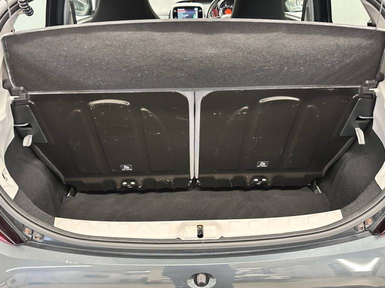 2020 Toyota AYGO 1.0 VVT-i X-TREND FUNROOF X-SHIFT AUTO FIVE DOOR 70 BHP Hatchback Petrol Automatic