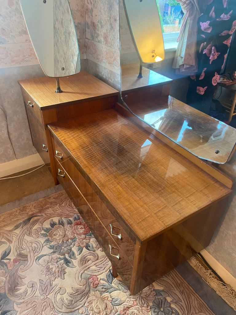 Beautiful Antique Ray & Miles Dressing Table