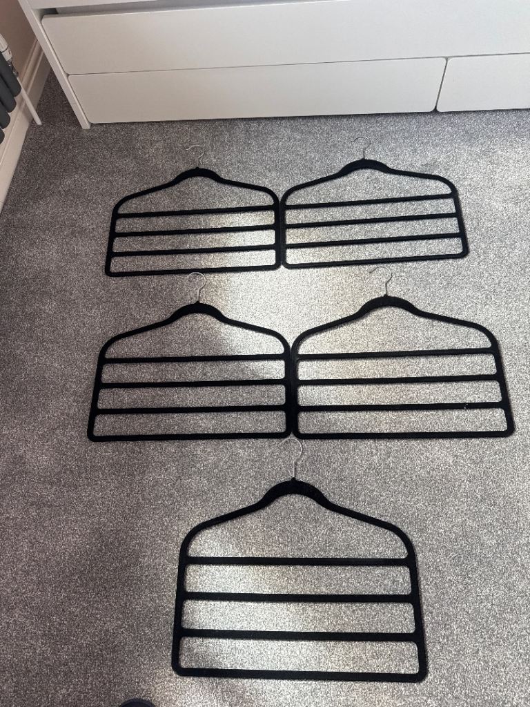 5 x hangers # Torquay #
