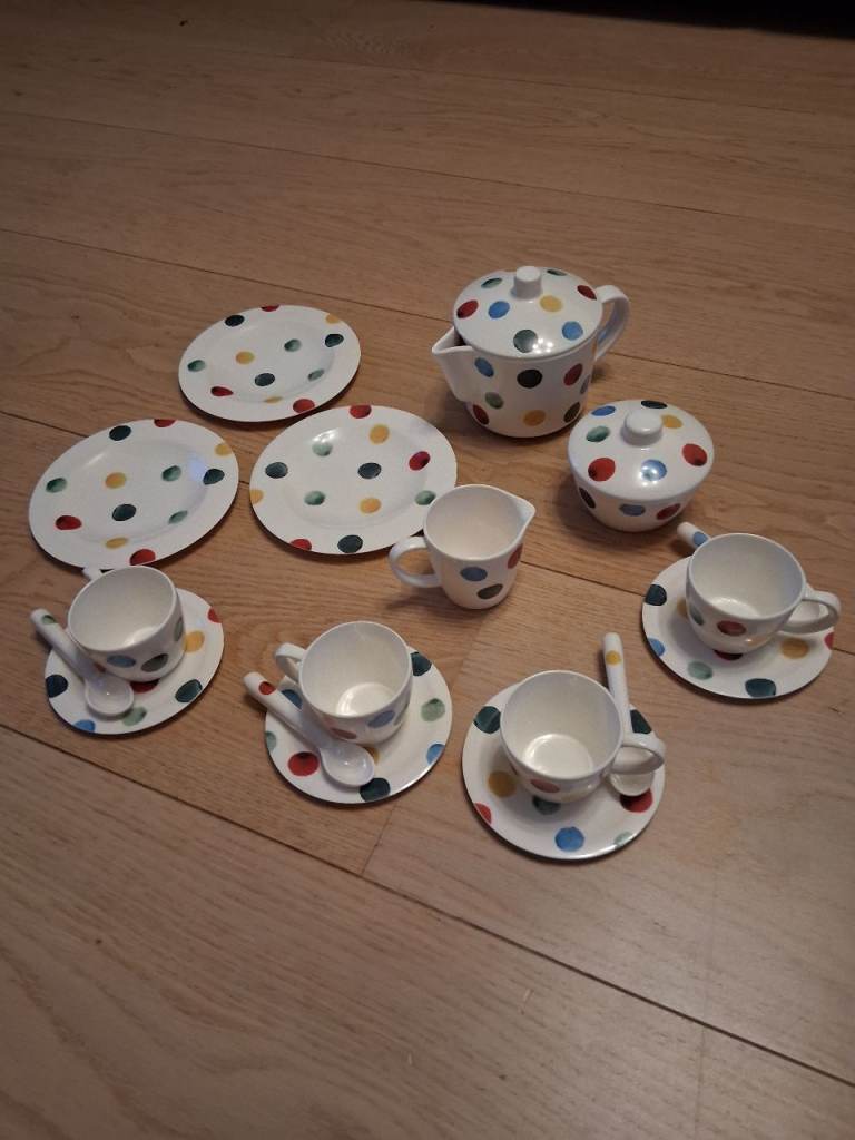 Emma Bridgewater Children's tea set - good condition