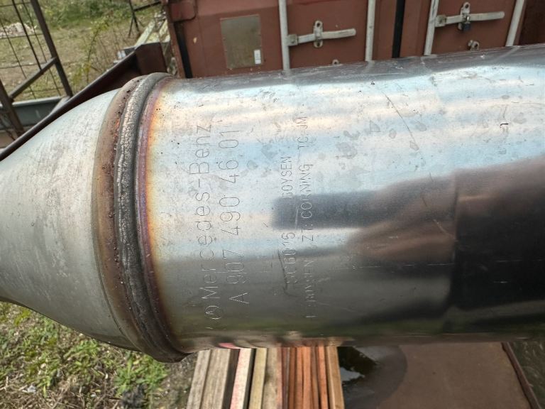 MB exhaust 
