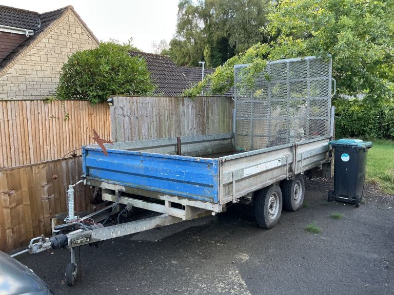 Indespension twin axle trailer 12x6 feet with ramp 