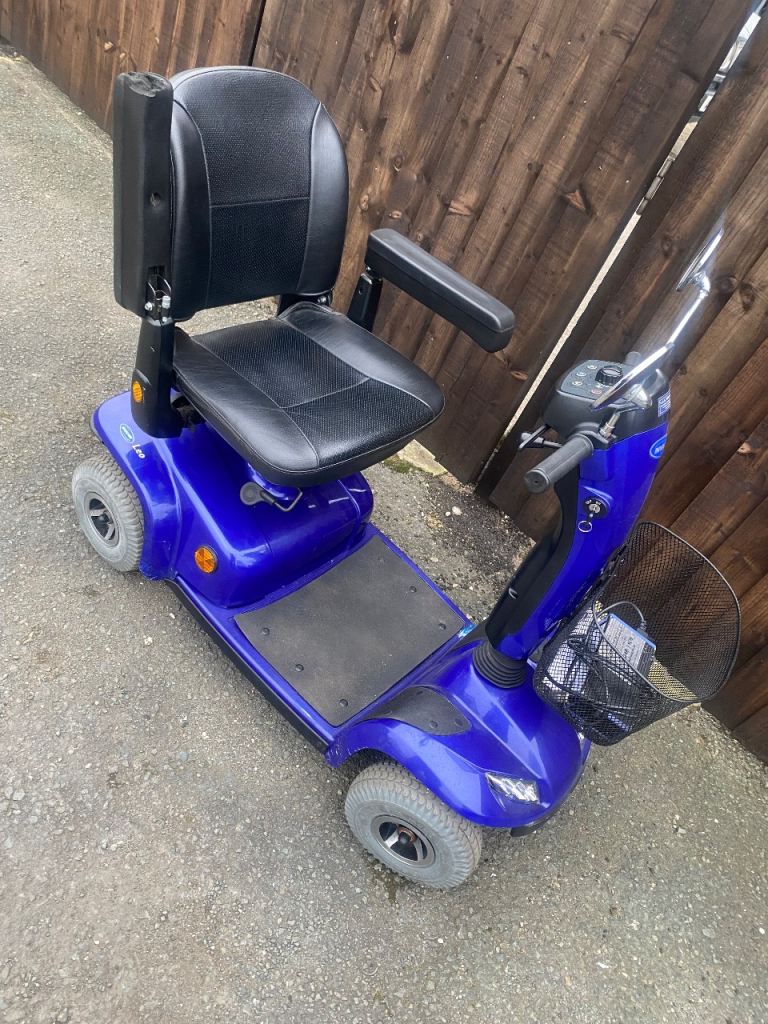 4mph invacare leo mobility scooter 