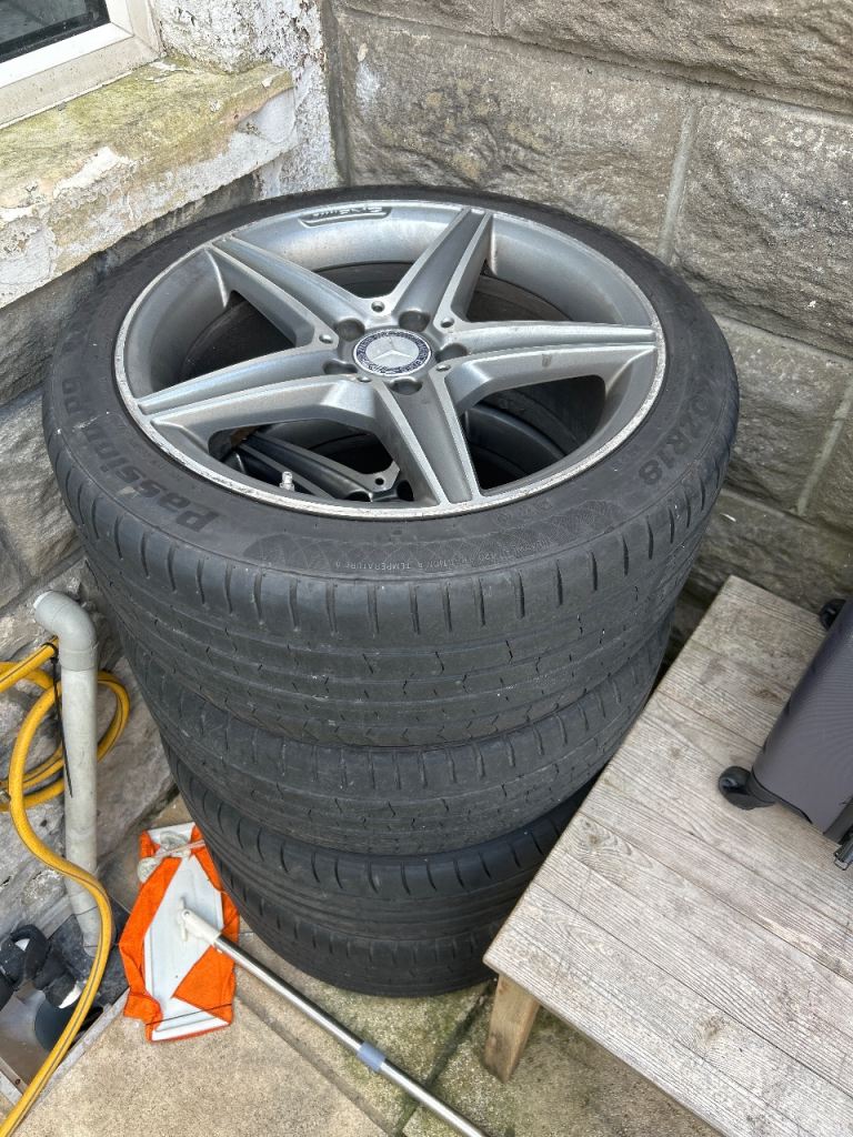 Mercedes Benz amg alloy wheels 