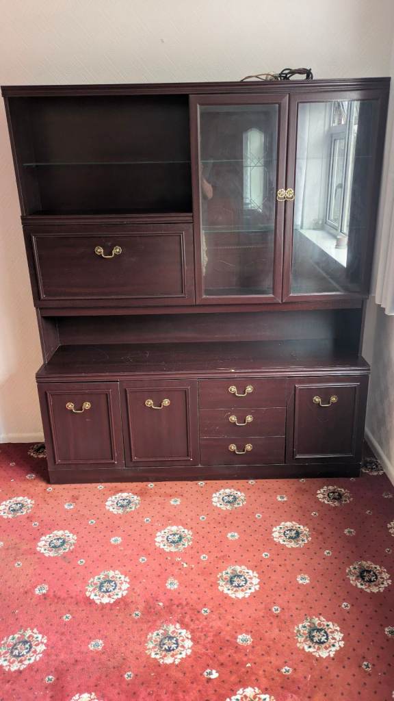 Display glass cabinet units