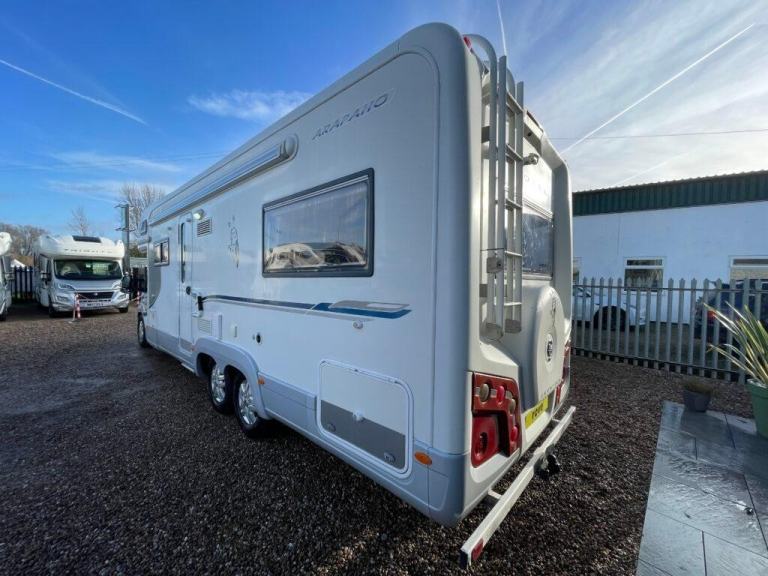 Auto-trail Arapaho 4 Berth 4 Belt End Lounge Motorhome automatic