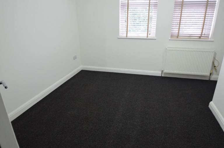 LARGE 5 BEDROOM HOUSE EDMONTON