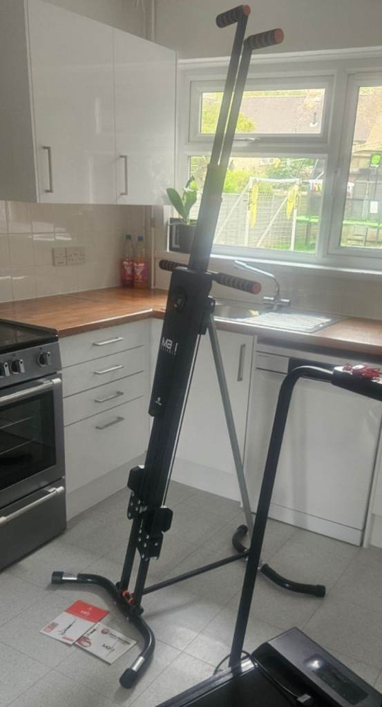 MaxiClimber Vertical Climber Exercise Machine – Black, excellent Condition