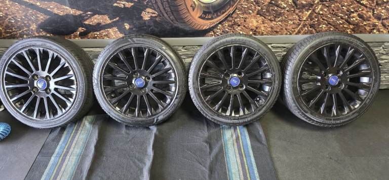 Ford Genuine 16 alloy wheels + 4 x tyres 195 45 16 Nankang