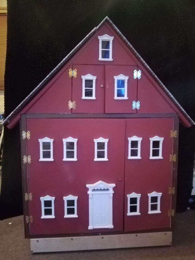 Vintage Handmade Dolls House Restoration Project Rustic With Lots Of Accessories