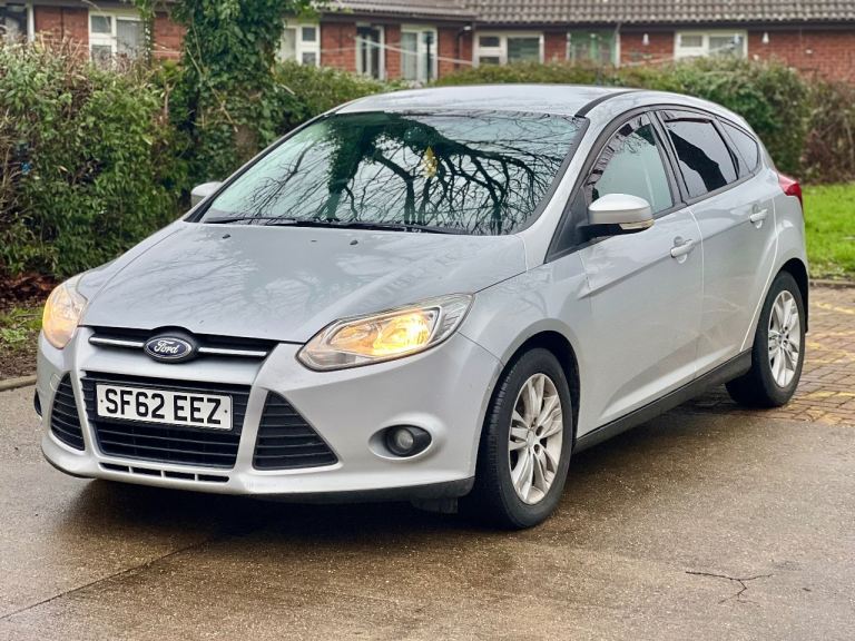 Ford, FOCUS, Hatchback, 2012, Manual, 1560 (cc), 5 doors