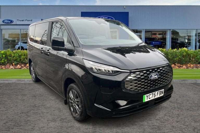 2025 Ford E-Tourneo Custom 340 Titanium AUTO L1 SWB 8 Seater RWD 160kW 65kWh Low Roof Automatic M...