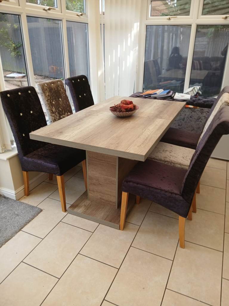 Modern Grey Dining Table with 4 Purple Velvet Chairs