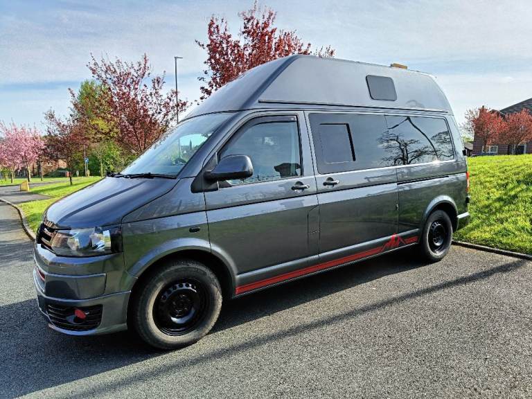 VW Transporter Campervan