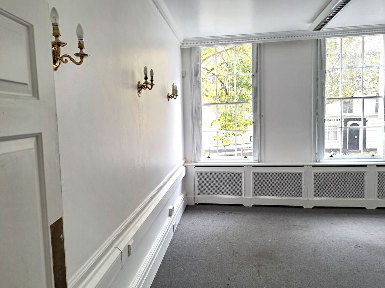 New affordable artists studios and creative office spaces with plenty of natural light - Borough SE1