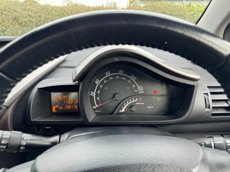 2011 Toyota IQ 1.0 VVT-i 2 3dr HATCHBACK Petrol Manual