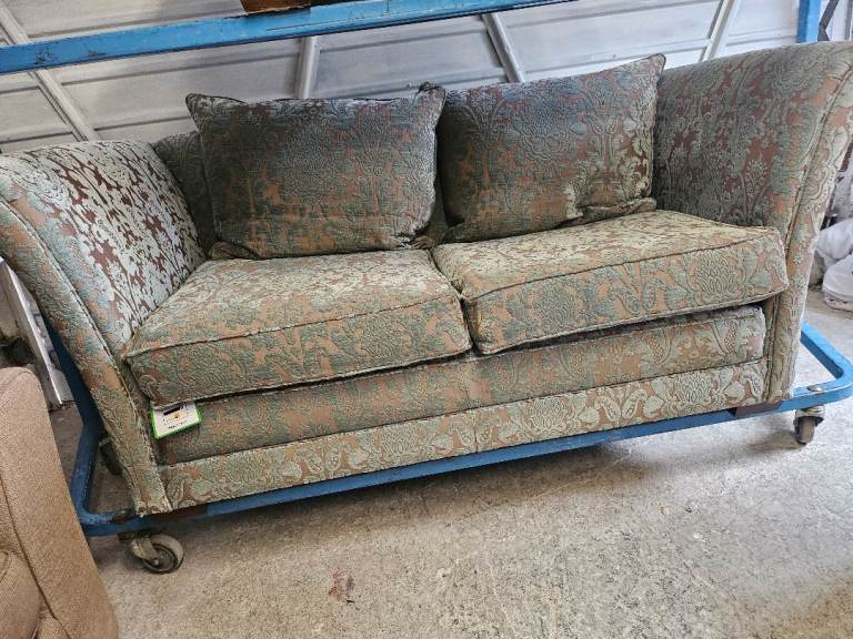 Exdisplay laura Ashley sofa stunning 