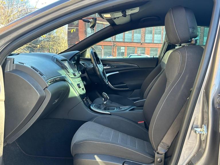 2016 Vauxhall Insignia 2.0 CDTi ecoFLEX SRi VX Line Nav Euro 6 (s/s) 5dr HATCHBACK Diesel Manual