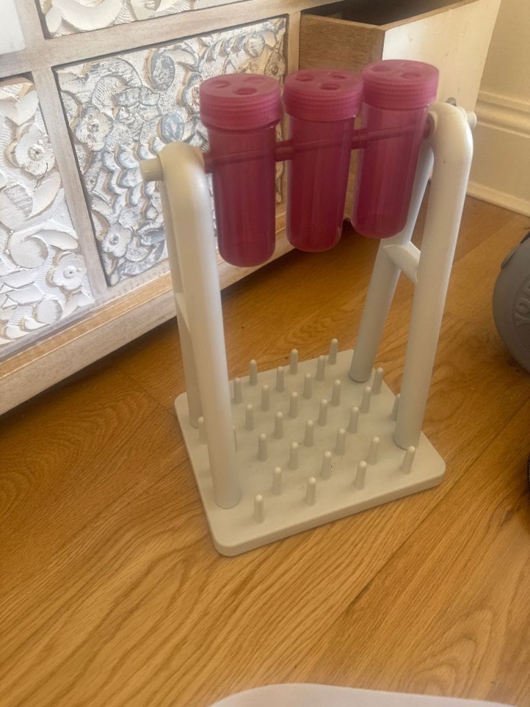 Interactive treats toy