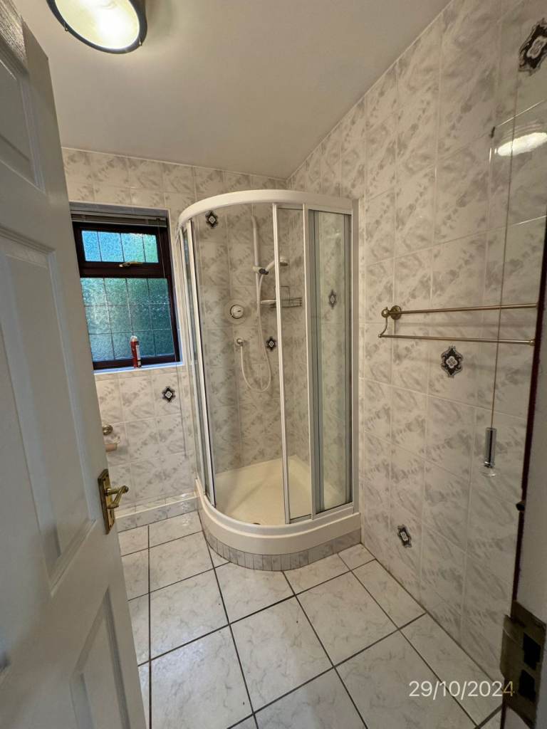 Rooms Available to Rent RM17- GRAYS
