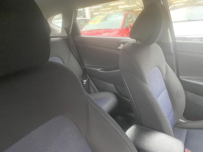 2017 Hyundai TUCSON 1.7 CRDi Blue Drive SE Nav Euro 6 (s/s) 5dr ESTATE Diesel Manual