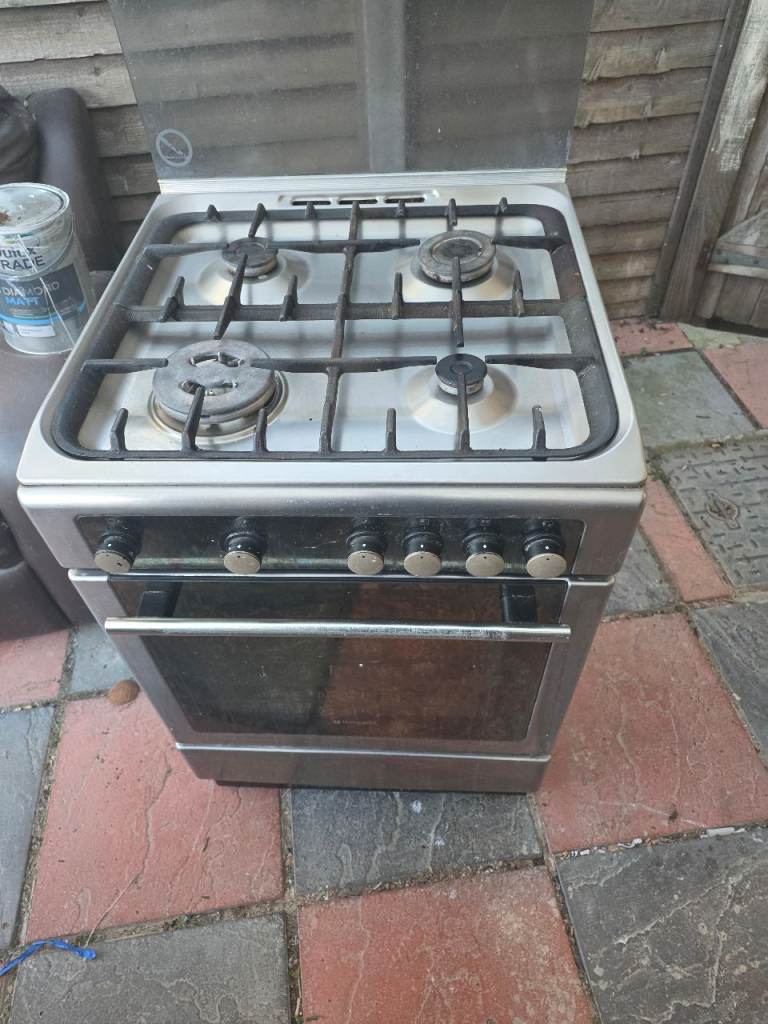 Gas cooker 