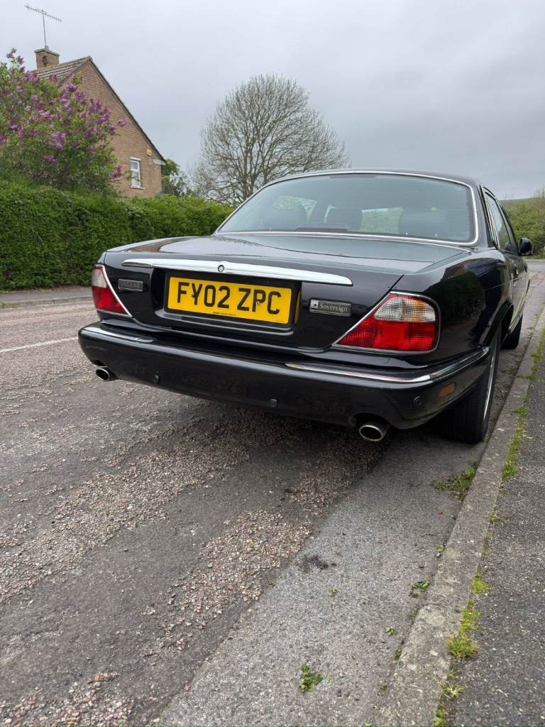 Jaguar XJ8L