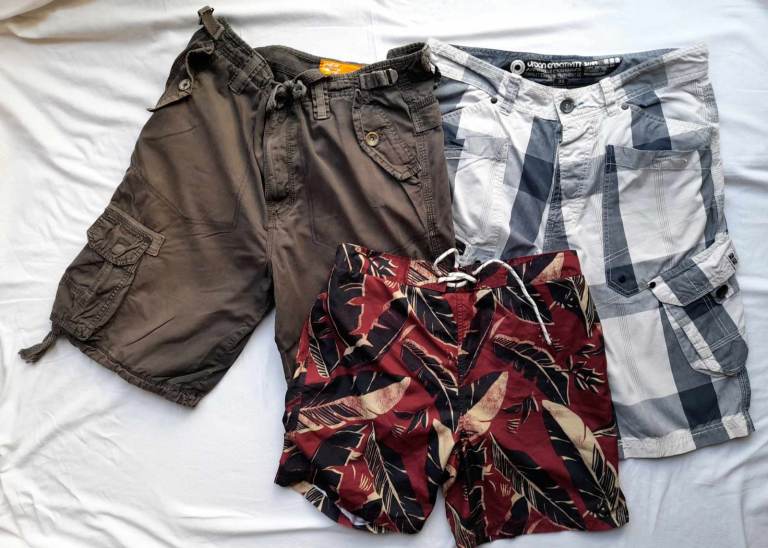 image for  Men's 32W shorts £2 each, bundle £5