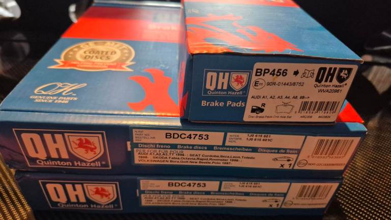 Audi A1, A2, A3, A4, Skoda, Seat, VW new rear brake discs & pads