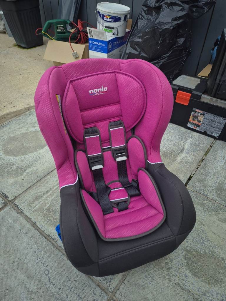 Nania Pink Car Seat – Good Condition, Ready to Use