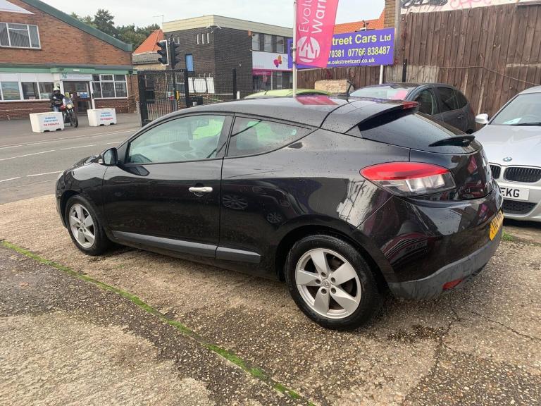 2010 Renault Megane 1.6 16V 110 Dynamique TomTom 3dr COUPE PETROL Manual