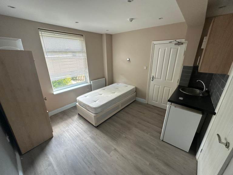 BENEFITS ACCEPTED - Studio Flat Available in Eltham Mottingham Bromley SE9