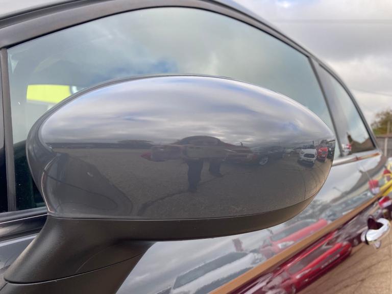 FIAT 500 1.2 COLLEZIONE CONVERTIBLE VERY GOOD CONDITION 1 OWNER NEW CAMBELT KIT