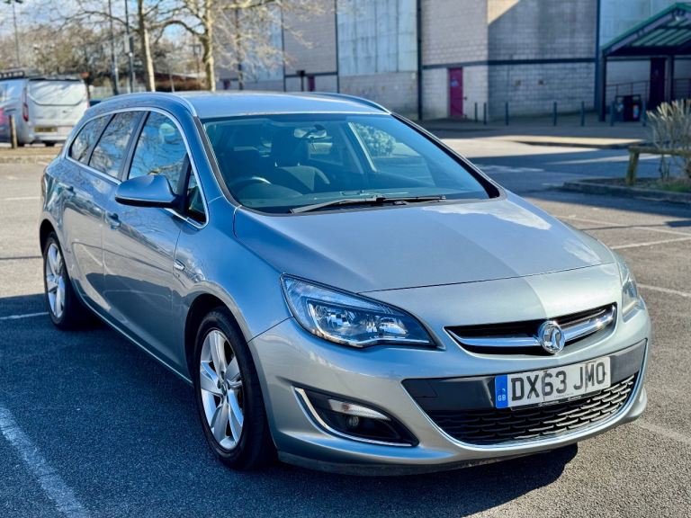 Vauxhall, ASTRA, Estate, 2013, Manual, 1598 (cc), 5 doors