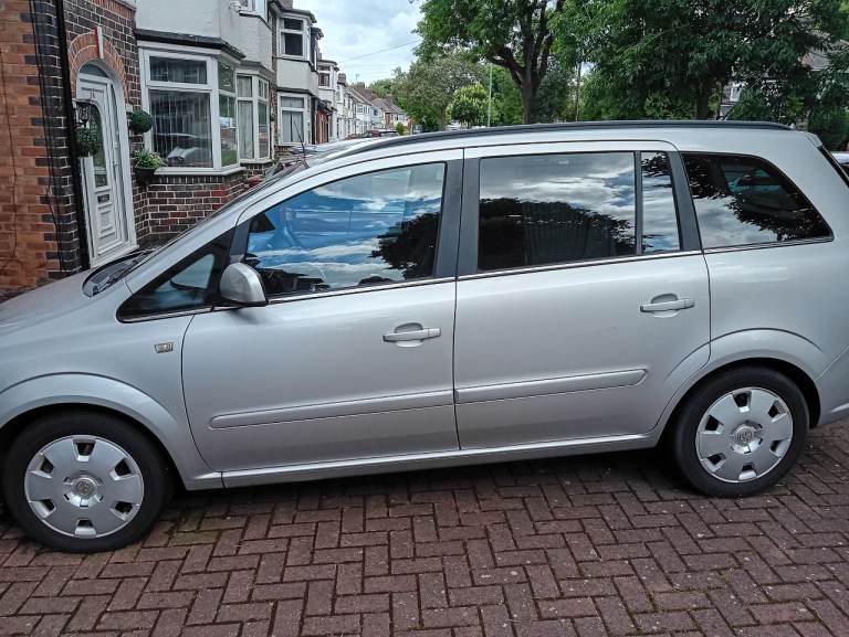 Vauxhall, ZAFIRA, MPV, 2010, Manual, 1686 (cc), 5 doors