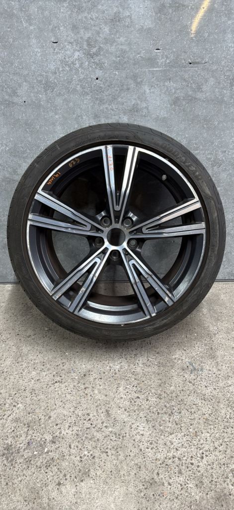 BMW 3 series G20 / G21 19 inch alloy 255 / 35 / 19 