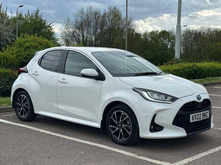 2022 Toyota Yaris 1.5 VVT-h Design Hatchback 5dr Petrol Hybrid E-CVT Euro 6 (s/s) (116 ps) Hatchb...