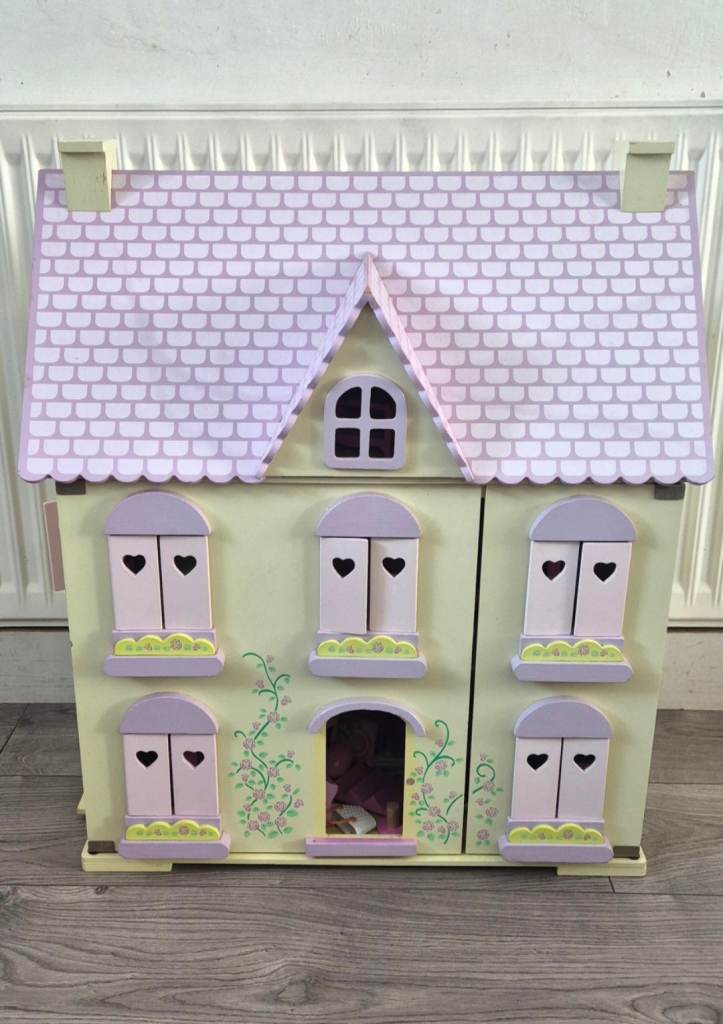 Lovely Wooden Dolls House with Furniture – Good Condition