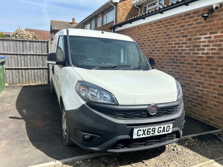 2020 fiat doblo 1.6 diesel spares or repairs 
