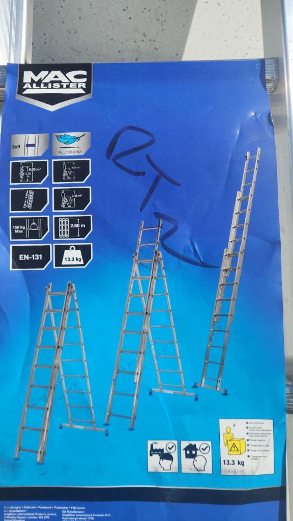 MAC ALLISTER Triple Extension Ladder – Good Condition