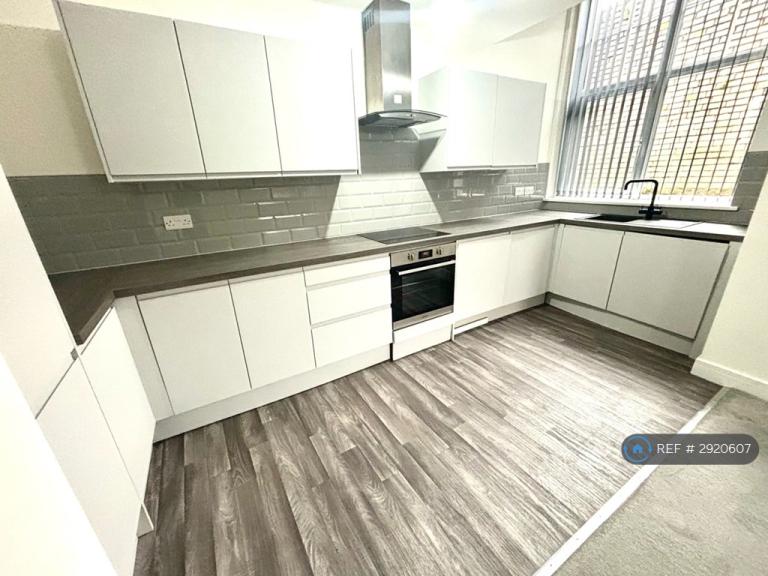 1 bedroom flat in Moorgate Street, Rotherham, S60 (1 bed) (#2920607)