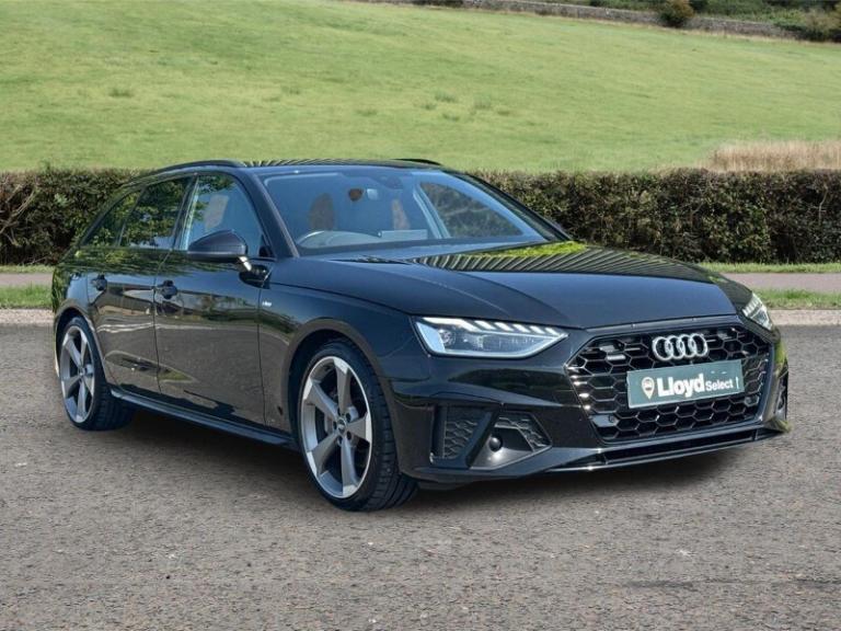 AUDI A4 40 TDI Quattro Black Edition 5dr S Tronic