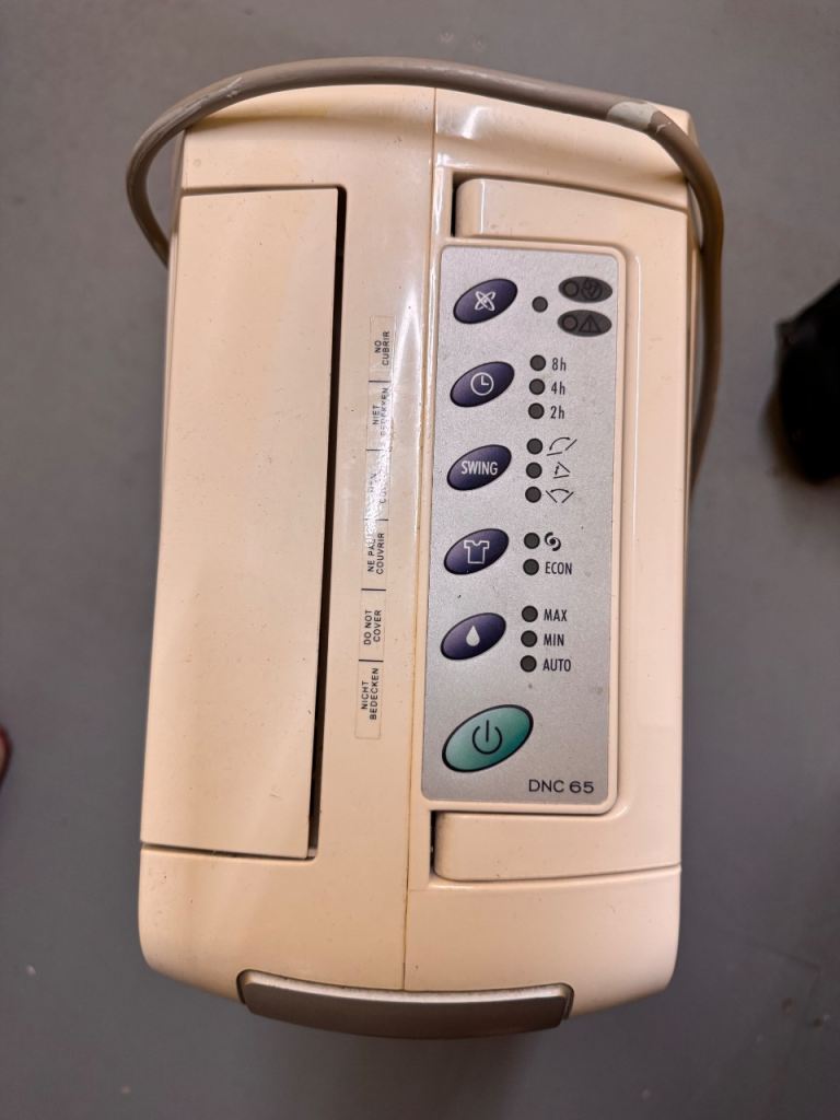 DeLonghi DNC65 Dehumidifier – Good Condition