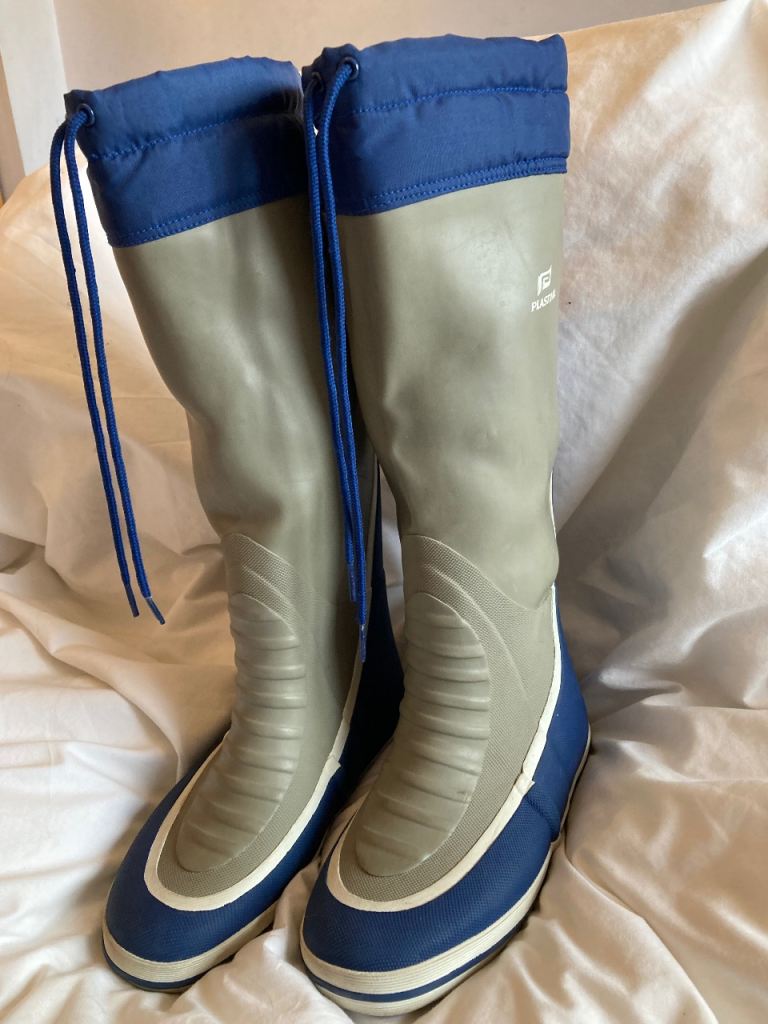 Unisex size 5-6 UK Sailing/ Yachting Wellington Boots. Plastimo brand